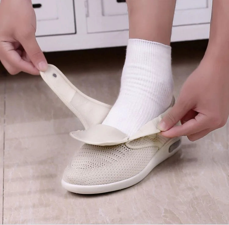 Plus Size Diabetic Shoes for Swollen Feet